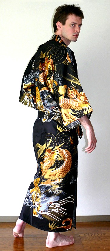 японское мужское кимоно АОЯМА - стильная одежда для дома