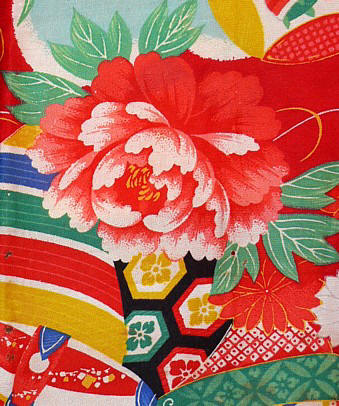 рисунок на шелковом японском старинном кимоно