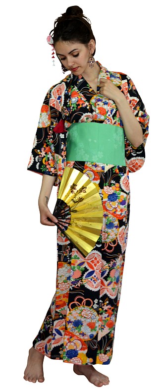 японское традиционное кимоно молодой девушки, 1930-е гг.