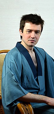 японское мужское шелковое кимоно а авторским рисунком
