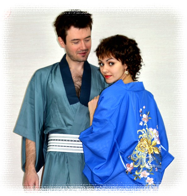 женская и мужская одежда для дома из Японии. Японское кимоно.