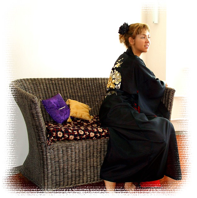 женский халат в японском стиле с вышивкой и подкладкой, сделано в Японии