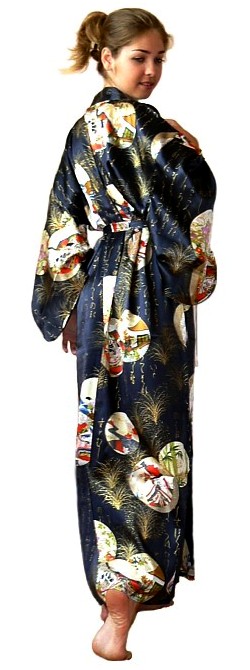 японское шелковое кимоно СЛОВА у ИЗГОЛОВЬЯ, сделано в Японии