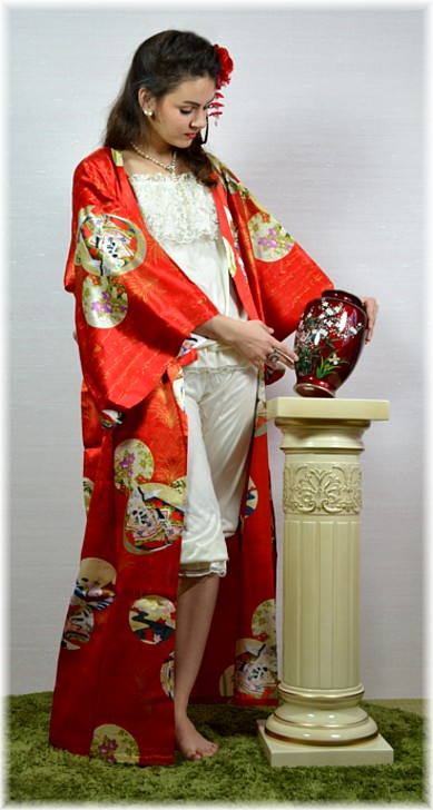шелковый женский халат-кимоно, сделано в Японии