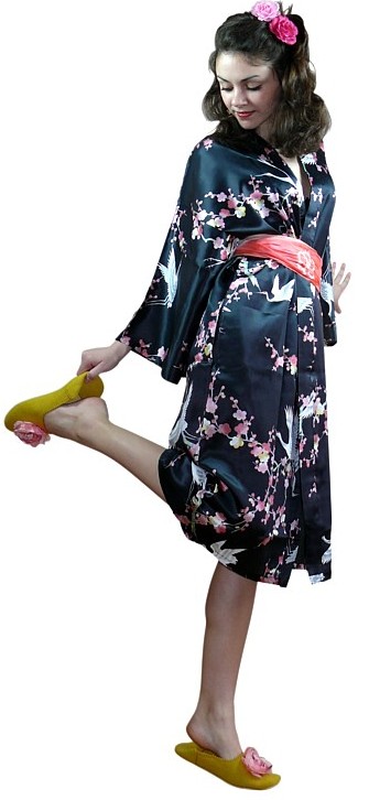 шелковое японское кимоно ИМАРИ - стильная одежда для дома
