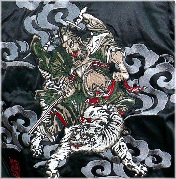 вышивка на спине мужского бомбера